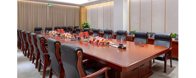 忠诚履职尽责，勇于担当作为